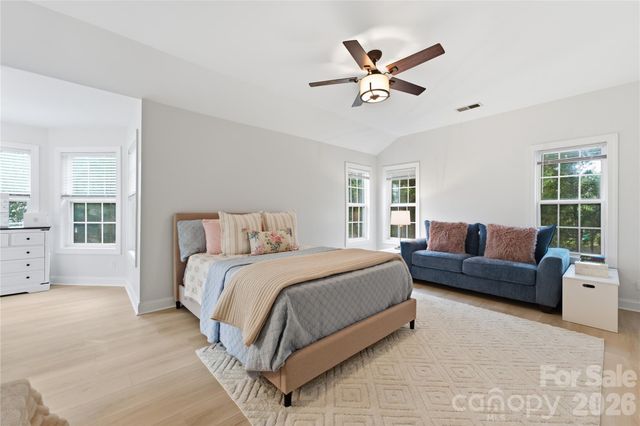 10513 Orchid Hill Lane, Charlotte, NC 28277