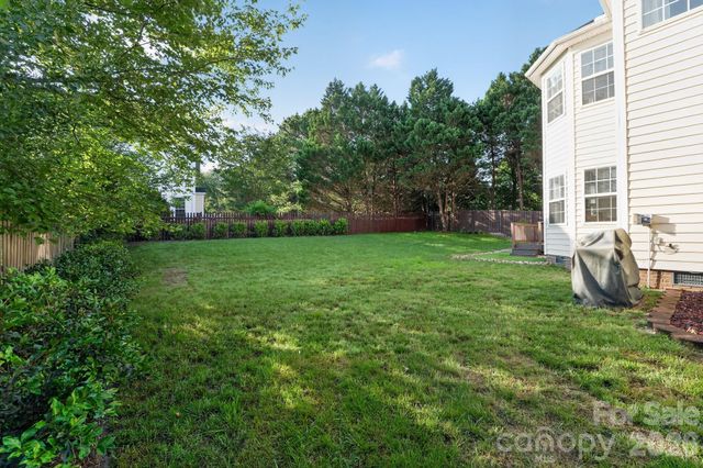 10513 Orchid Hill Lane, Charlotte, NC 28277