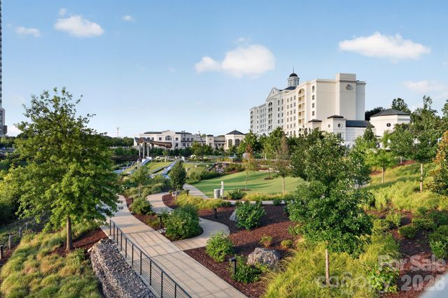 10513 Orchid Hill Lane, Charlotte, NC 28277