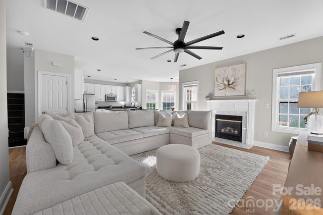 10513 Orchid Hill Lane, Charlotte, NC 28277