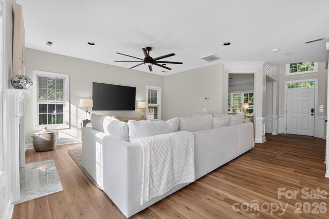 10513 Orchid Hill Lane, Charlotte, NC 28277
