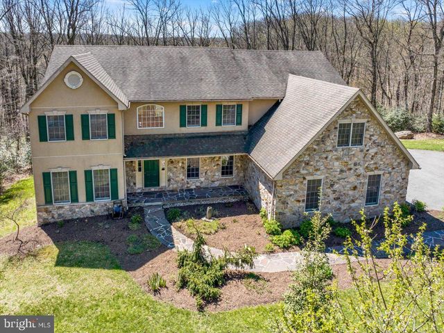 820 OREGON RD, Mohnton, PA 19540