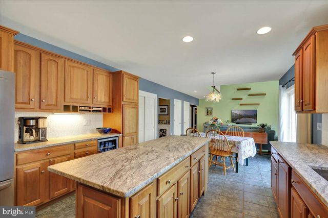 820 OREGON RD, Mohnton, PA 19540