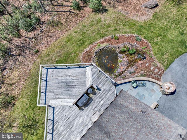 820 OREGON RD, Mohnton, PA 19540
