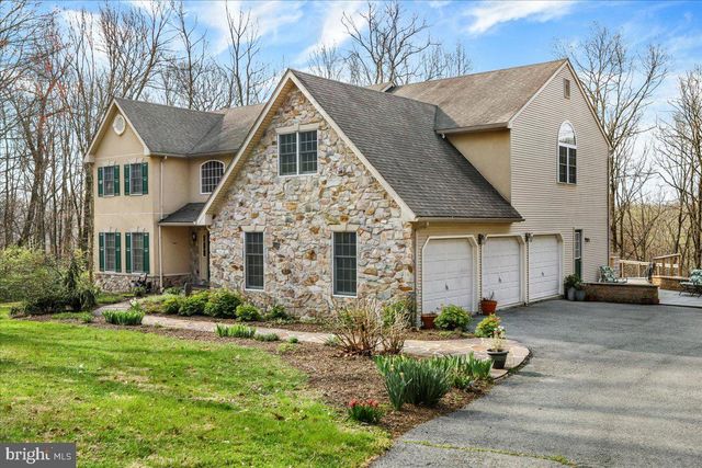 820 OREGON RD, Mohnton, PA 19540