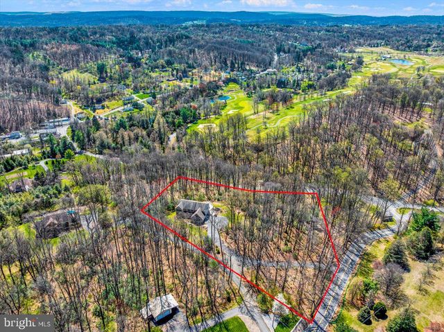 820 OREGON RD, Mohnton, PA 19540