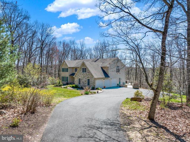 820 OREGON RD, Mohnton, PA 19540