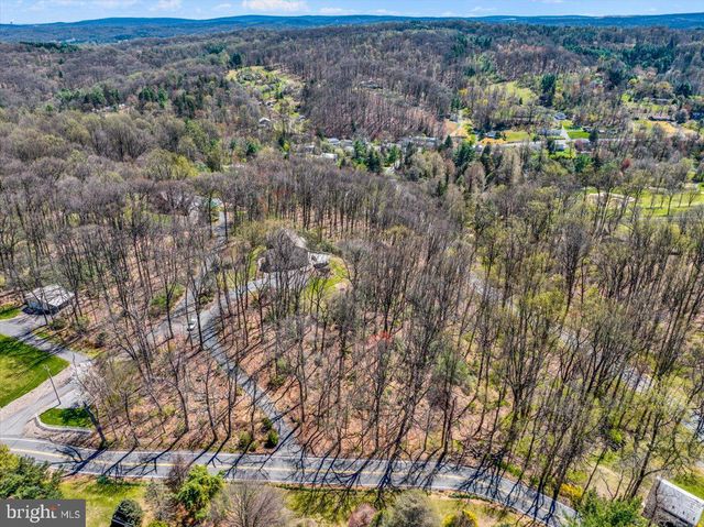 820 OREGON RD, Mohnton, PA 19540