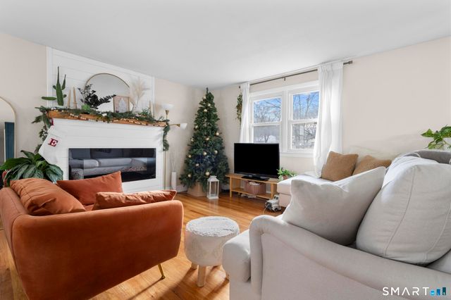 97 Race Brook Road, Meriden, CT 06451