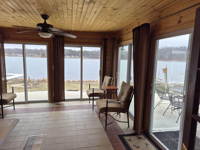 3112 E Edgewater Street, Milton, WI 53563