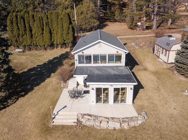 3112 E Edgewater Street, Milton, WI 53563