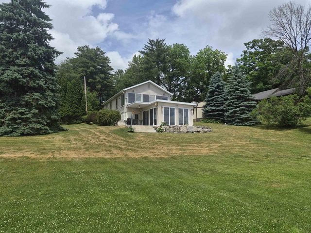 3112 E Edgewater Street, Milton, WI 53563