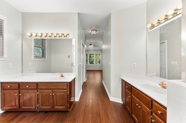 501 S Lakeridge Pl, Nashville, TN 37214