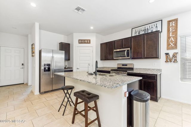 10305 N Arroyo Lupine Way, Marana, AZ 85653
