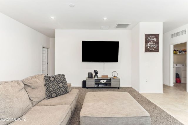 10305 N Arroyo Lupine Way, Marana, AZ 85653