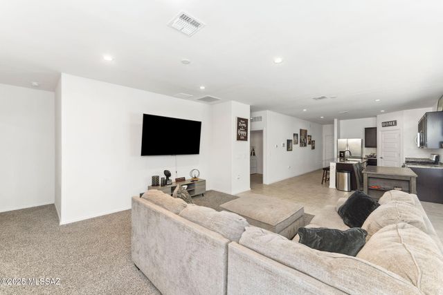 10305 N Arroyo Lupine Way, Marana, AZ 85653