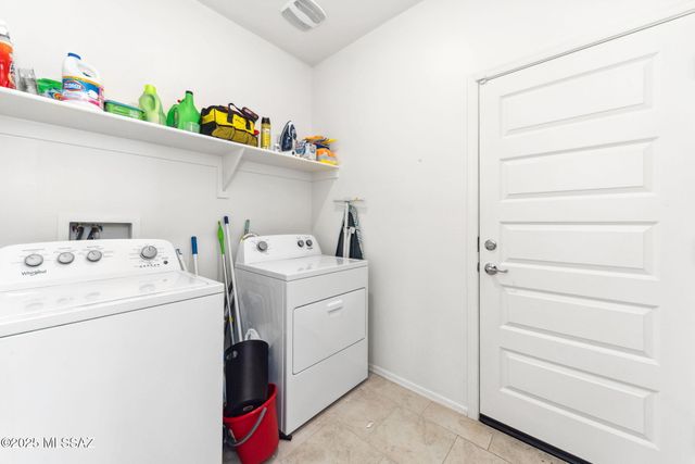 10305 N Arroyo Lupine Way, Marana, AZ 85653