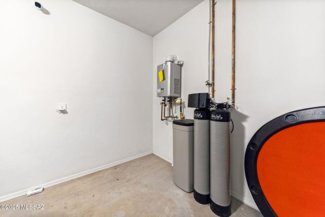 10305 N Arroyo Lupine Way, Marana, AZ 85653