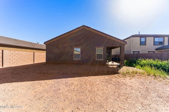 10305 N Arroyo Lupine Way, Marana, AZ 85653