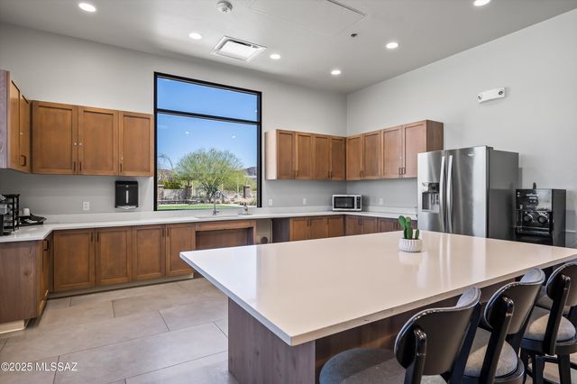 10305 N Arroyo Lupine Way, Marana, AZ 85653