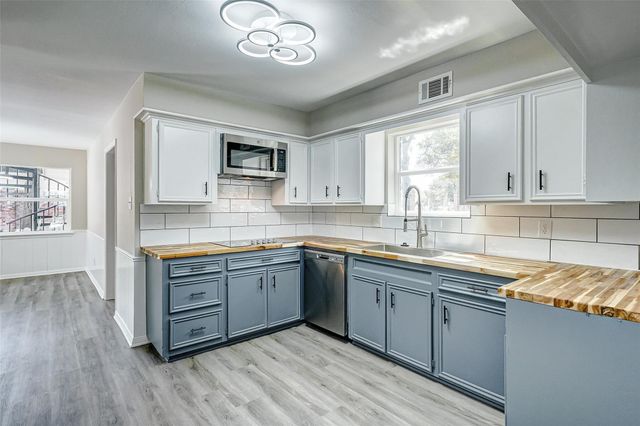 5219 Lookout Mountain Drive, Houston, TX 77069