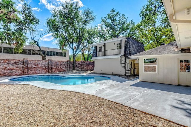 5219 Lookout Mountain Drive, Houston, TX 77069