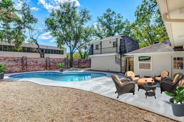 5219 Lookout Mountain Drive, Houston, TX 77069