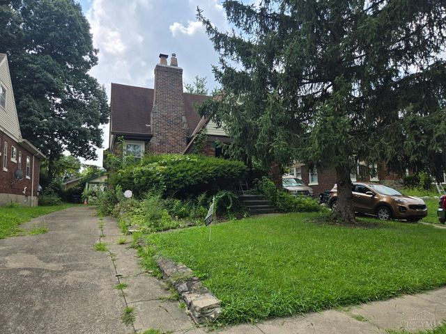1959 Andina Avenue, Cincinnati, OH 45237