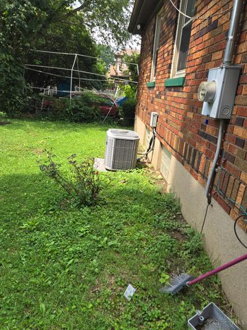 1959 Andina Avenue, Cincinnati, OH 45237