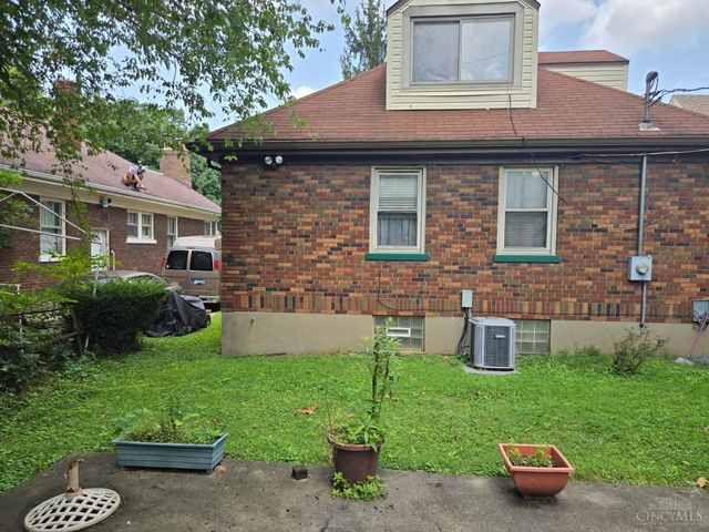 1959 Andina Avenue, Cincinnati, OH 45237
