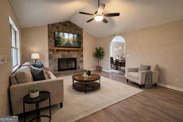 1107 Orchard Road, Ellijay, GA 30540