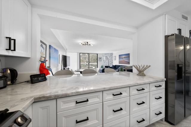 2415 La Costa Avenue E, Carlsbad, CA 92009