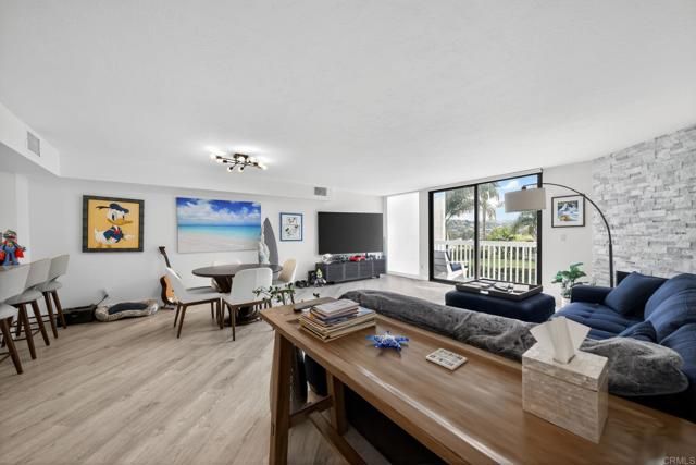 2415 La Costa Avenue E, Carlsbad, CA 92009