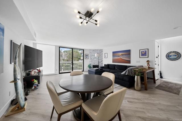 2415 La Costa Avenue E, Carlsbad, CA 92009