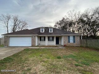 136 Kirkwood Lane, Youngsville, LA 70592