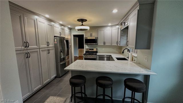 426 Dorchester Road, Akron, OH 44320