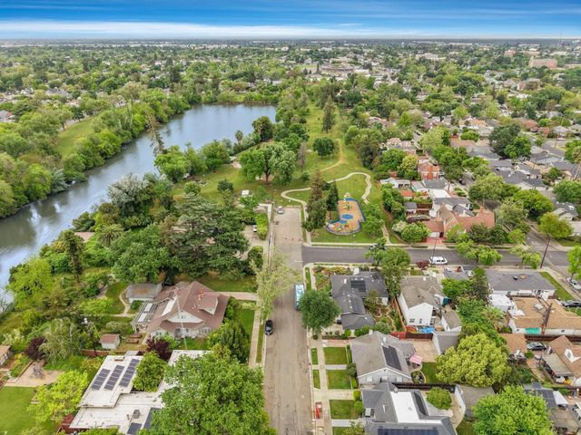 1120 W Walnut St, Stockton, CA 95203