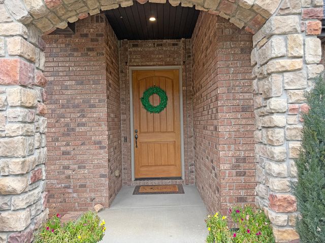 1063 E Maryland Court, Springfield, MO 65810