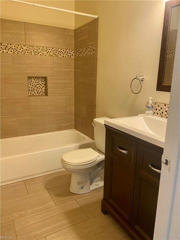 577 W Ocean View Ave Apt 1, Norfolk, VA 23503