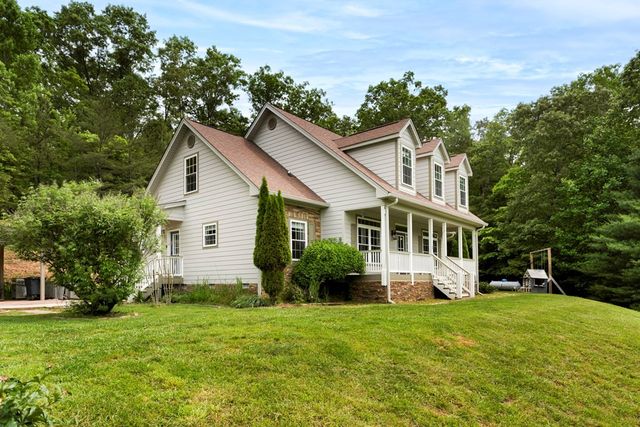 1451 Moccasin Creek Road, Murphy, NC 28906