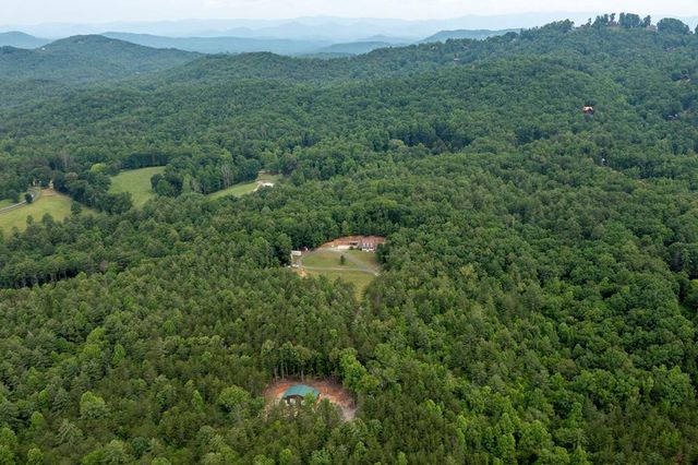 1451 Moccasin Creek Road, Murphy, NC 28906