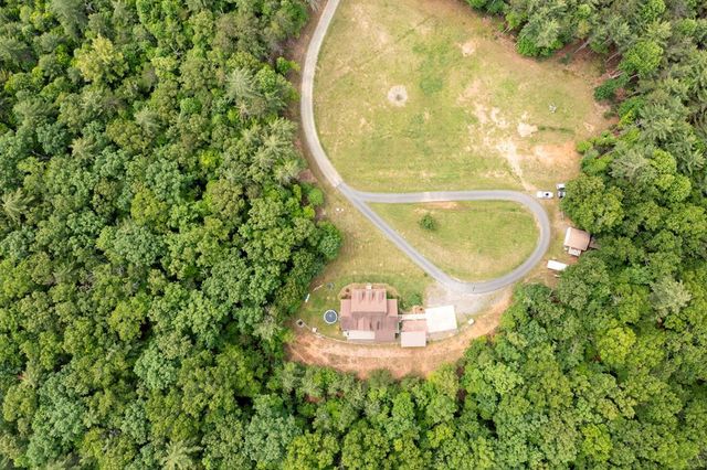 1451 Moccasin Creek Road, Murphy, NC 28906