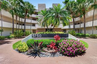5750 Camino Del Sol 201, Boca Raton, FL 33433