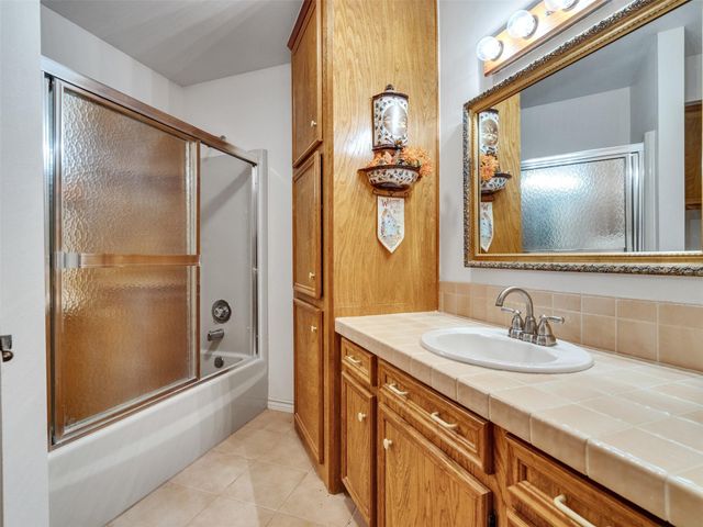 85 Westwood Drive W, Trinity, TX 75862