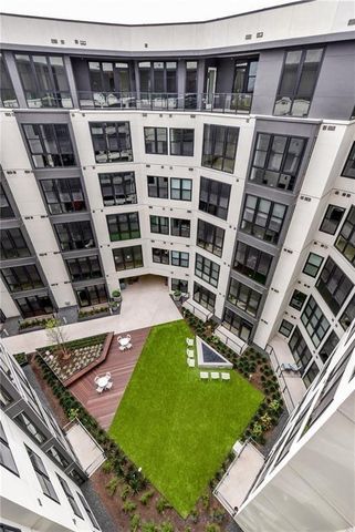 800 Embassy DR 405, Austin, TX 78702