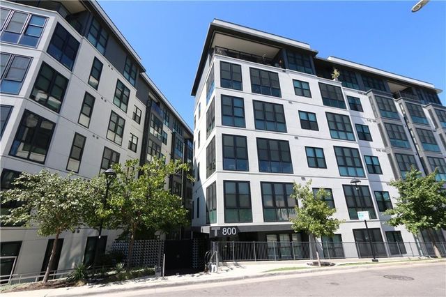 800 Embassy DR 405, Austin, TX 78702
