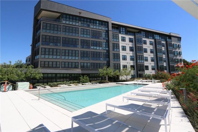 800 Embassy DR 405, Austin, TX 78702