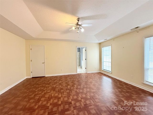 6924 Long Needles Drive, Charlotte, NC 28277