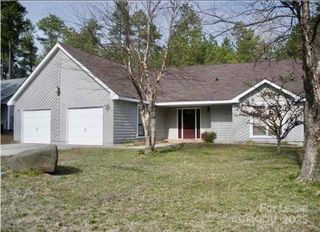 6924 Long Needles Drive, Charlotte, NC 28277