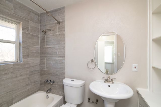 4738 El Campo Avenue 10, Fort Worth, TX 76107